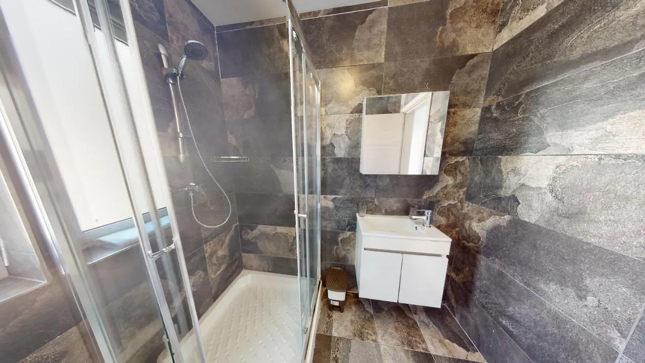 Modern Apartment In Gzira Malta