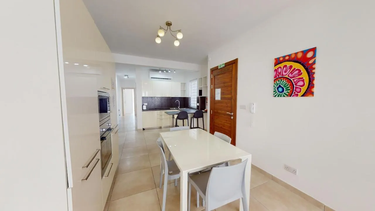 Modern Apartment In Gzira 0*,