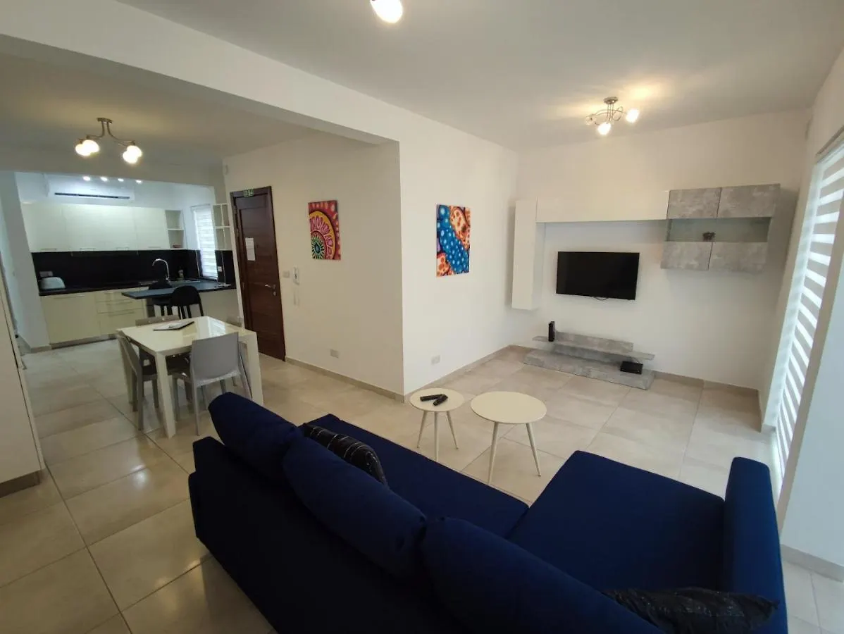 Modern Apartment In Gzira