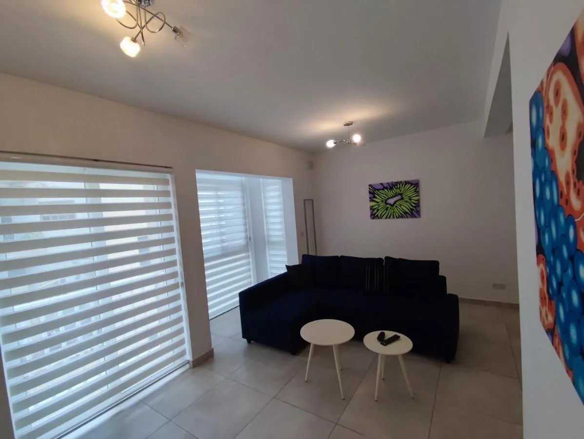 Modern Apartment In Gzira Malta